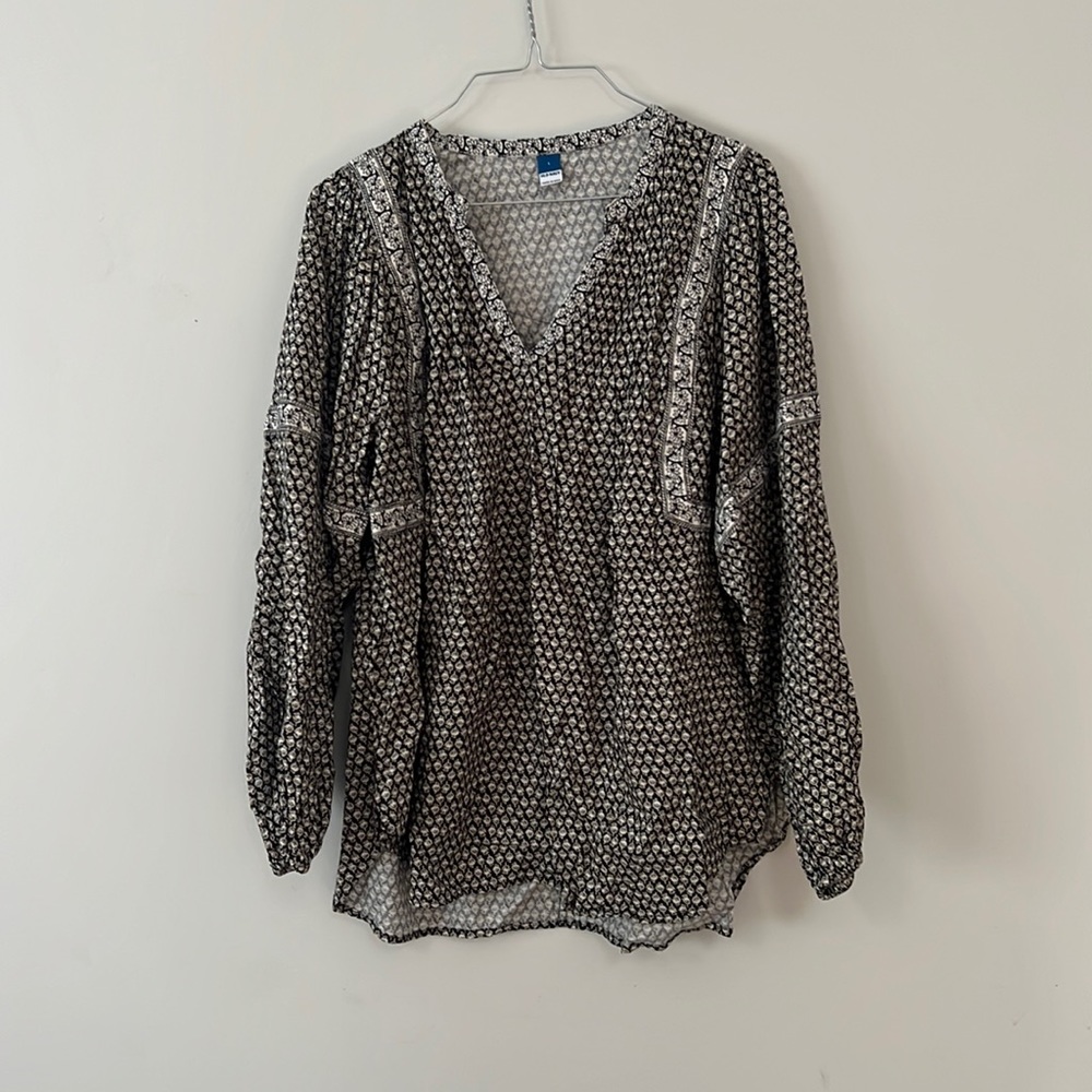 Patterned blouse